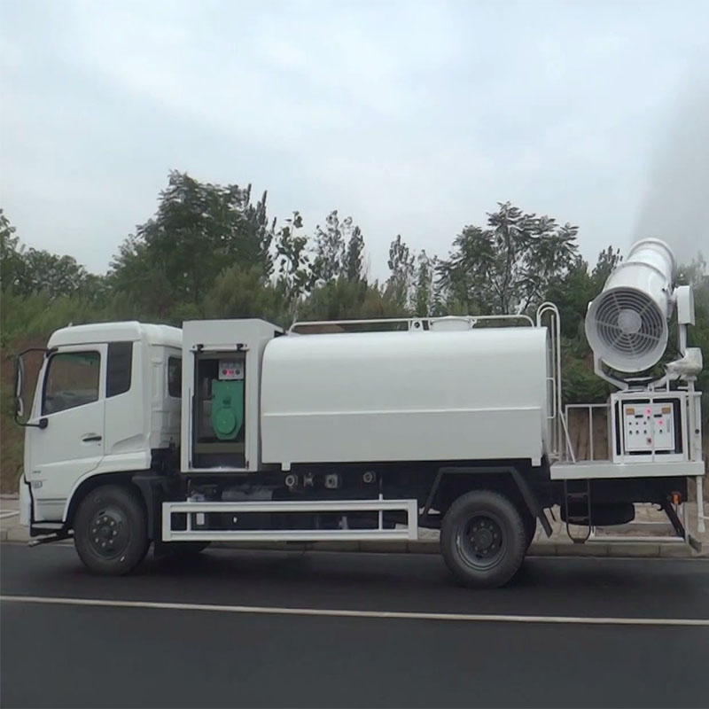 Camions pulvérisateurs alimentés par batterie Camion pulvérisateur à piles
