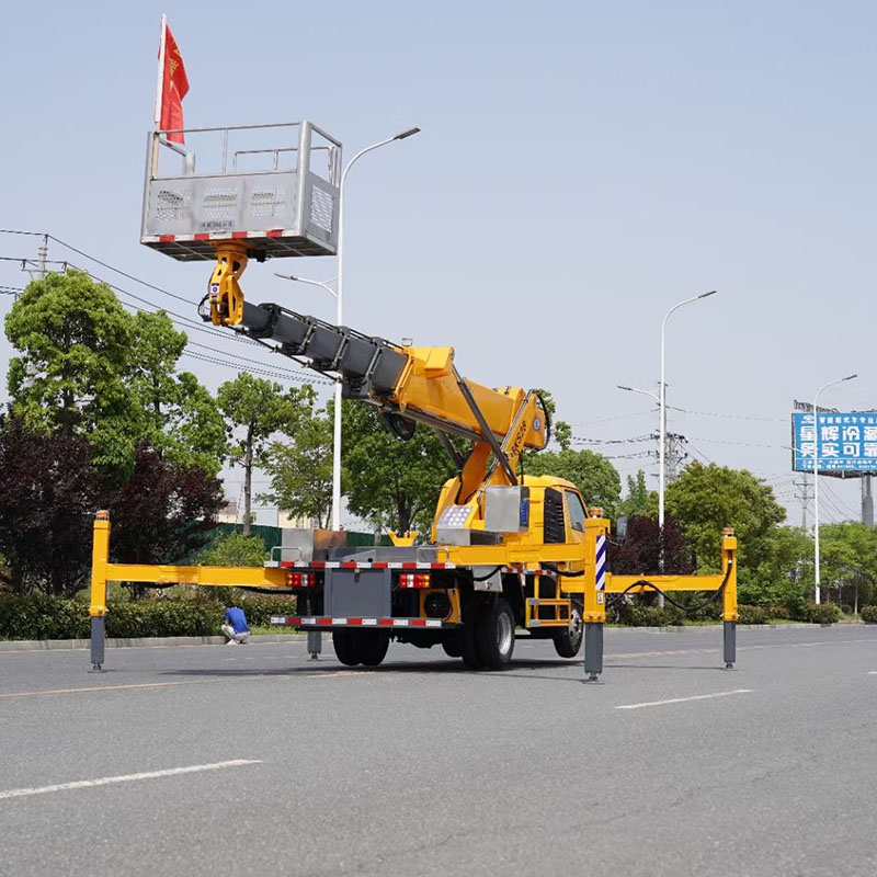 camion à nacelle élévatrice véhicule à nacelle élévatrice