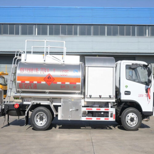 camions de ravitaillement d'avions camion-citerne pour le ravitaillement en carburant des avions