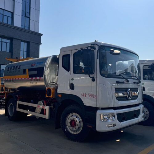 camion distributeur de bitume chauffé à l'adhésif pression de bitume camion distributeur de bitume chauffé à l'adhésif pression de bitume