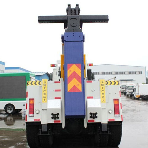 remorquage de gros camions La meilleure dépanneuse sur mesure pour le remorquage