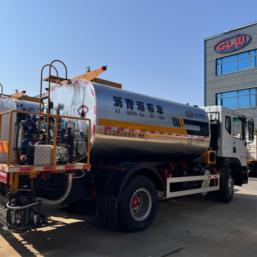 distributeur de bitume camion distributeur de bitume chauffé à l'adhésif pression de bitume