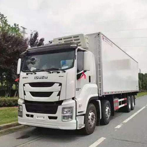 camion à plateau camions porteurs camion-caisse international