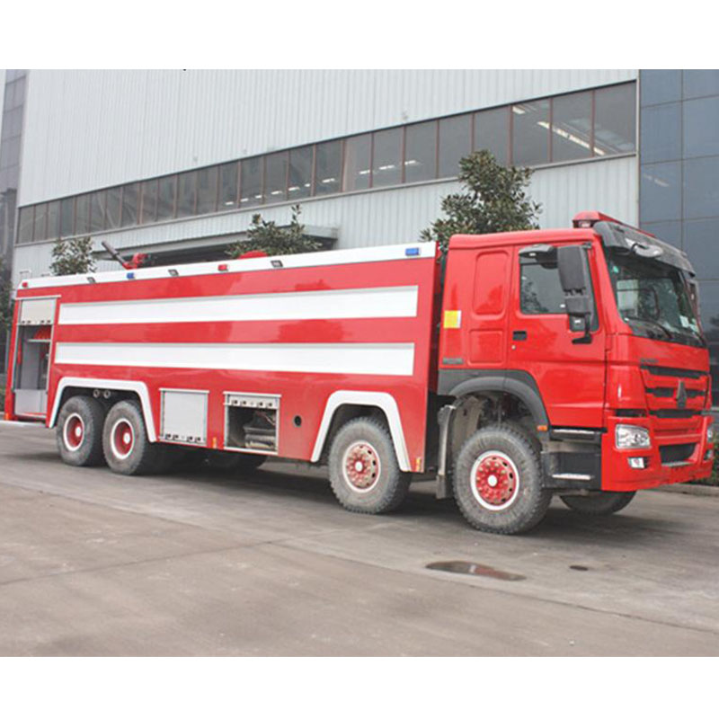 camion de pompiers camion de pompiers camion de pompiers de l'aéroport en intervention camion de pompiers rouge