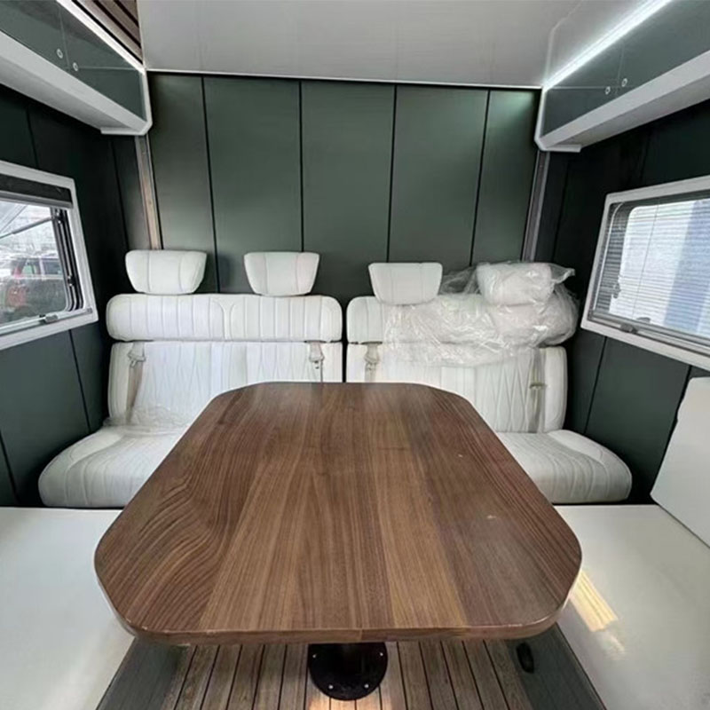 camping-car avec panneaux solaires Camping-car 2 chambres avec panneaux solaires Réfrigérateur 12v