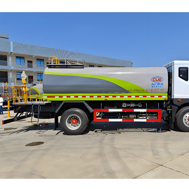 camion pulvérisateur d'eau camion d'arrosage par pulvérisation