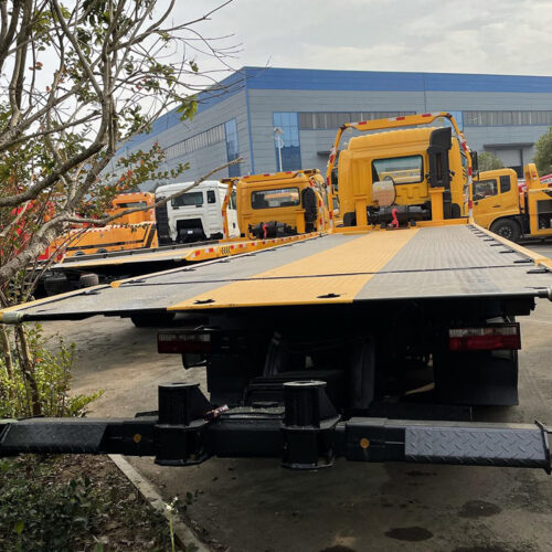 remorqueuse à plateau dépanneuse rollback dépanneuse à plateau
